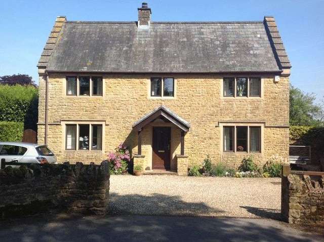  Image of 3 bedroom Detached house for sale in Boozer Pit Merriott TA16 at Boozer Pit  Merriott, TA16 5PW