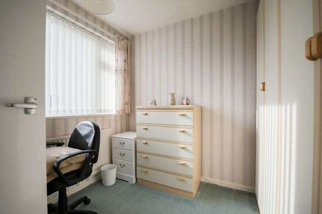  Image of 3 bedroom Semi-Detached house for sale in Midhurst Close Aylesbury HP21 at Midhurst Close  Aylesbury, HP21 9TZ