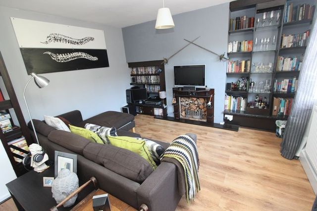  Image of 3 bedroom Terraced house for sale in Windbury Road Southampton SO16 at Windbury Road Millbrook Southampton, SO16 9NP