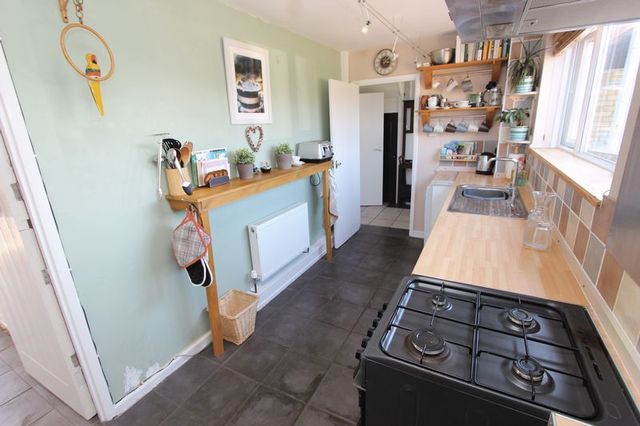  Image of 3 bedroom Terraced house for sale in Windbury Road Southampton SO16 at Windbury Road Millbrook Southampton, SO16 9NP