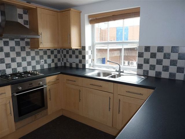  Image of 2 bedroom Flat to rent in Millstream Square Sleaford NG34 at Millstream Square  Sleaford, NG34 7ZL