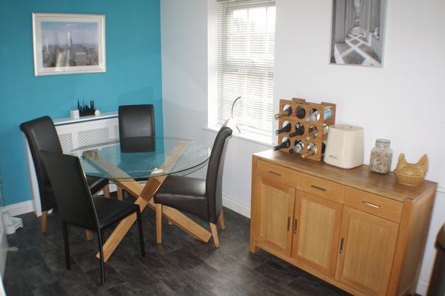  Image of 4 bedroom Semi-Detached house for sale in Mimosa Drive Shinfield Reading RG2 at Mimosa Drive Shinfield Reading, RG2 9AQ
