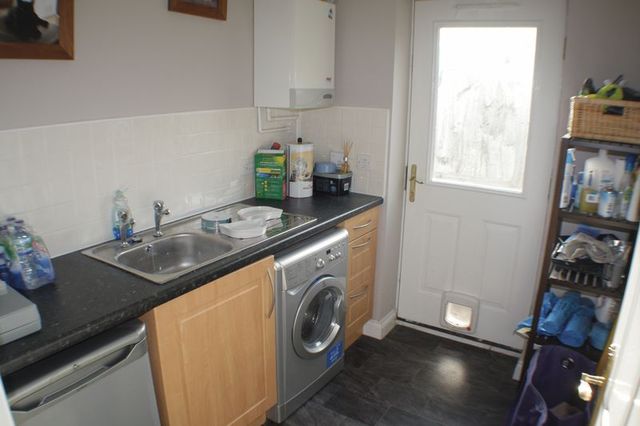  Image of 4 bedroom Semi-Detached house for sale in Mimosa Drive Shinfield Reading RG2 at Mimosa Drive Shinfield Reading, RG2 9AQ