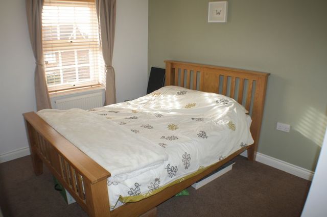  Image of 4 bedroom Semi-Detached house for sale in Mimosa Drive Shinfield Reading RG2 at Mimosa Drive Shinfield Reading, RG2 9AQ