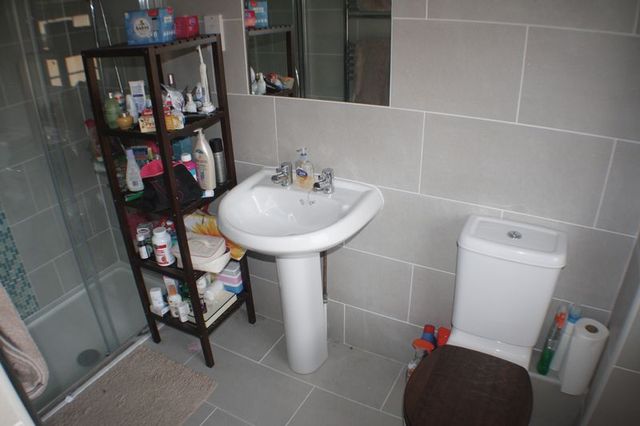  Image of 4 bedroom Semi-Detached house for sale in Mimosa Drive Shinfield Reading RG2 at Mimosa Drive Shinfield Reading, RG2 9AQ