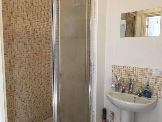  Image of 2 bedroom Flat to rent in Monroe Gardens Plymouth PL3 at Monroe Gardens Pennycomequick Plymouth, PL3 4GY