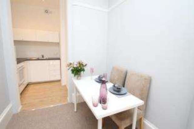  Image of 2 bedroom Flat for sale in Mount Stuart Street Shawlands Glasgow G41 at Shawlands Glasgow Glasgow, G41 3AN