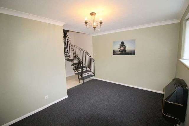  Image of 1 bedroom Detached house to rent in Neile Close Lincoln LN2 at Neile Close Glebe Park Lincoln, LN2 4RT