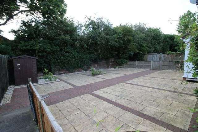  Image of 1 bedroom Detached house to rent in Neile Close Lincoln LN2 at Neile Close Glebe Park Lincoln, LN2 4RT