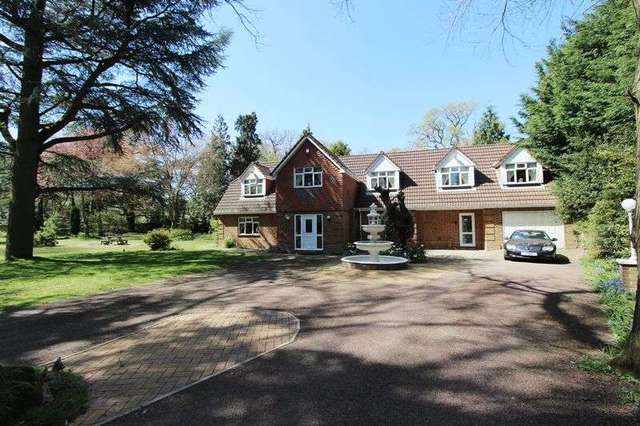  Image of 4 bedroom Detached house for sale in Netley Firs Close Southampton SO19 at Netley Firs Close  Southampton, SO19 6DX