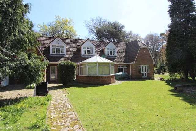  Image of 4 bedroom Detached house for sale in Netley Firs Close Southampton SO19 at Netley Firs Close  Southampton, SO19 6DX