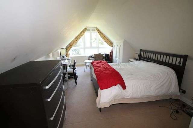  Image of 3 bedroom Detached house to rent in New Road Wonersh Guildford GU5 at New Road  Wonersh, GU5 0SF
