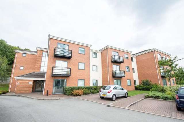  Image of 2 bedroom Flat to rent in New Rowley Road Dudley DY2 at Dudley Netherton, DY2 8AN