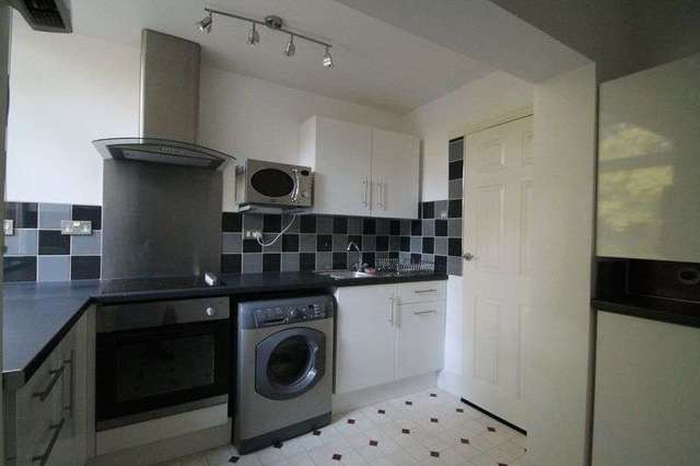  Image of 2 bedroom Flat for sale in The Lindens Newbridge Crescent Wolverhampton WV6 at Newbridge Crescent  Wolverhampton, WV6 0LS