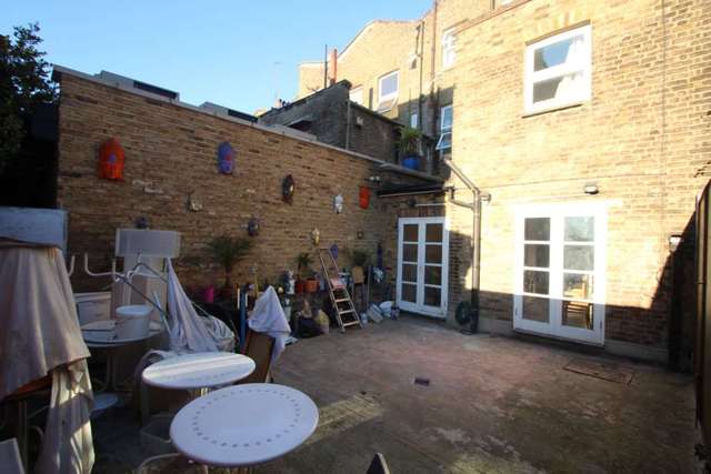  Image of Detached house to rent in North End Road London W14 at North End Road  London, W14 9NX