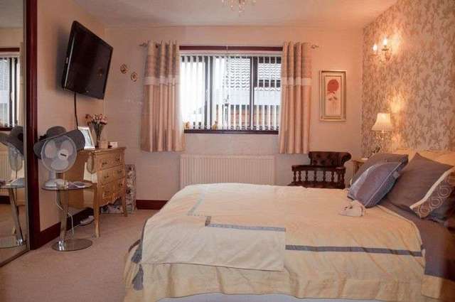  Image of 3 bedroom Detached house for sale in North Green Drive Airth Falkirk FK2 at North Green Drive  Airth, FK2 8RA
