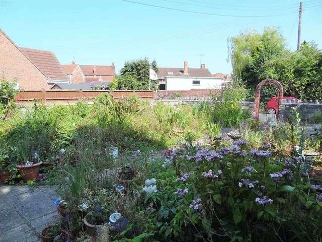  Image of 4 bedroom Detached house for sale in North Lane Othery Bridgwater TA7 at North Lane Othery Bridgwater, TA7 0QG