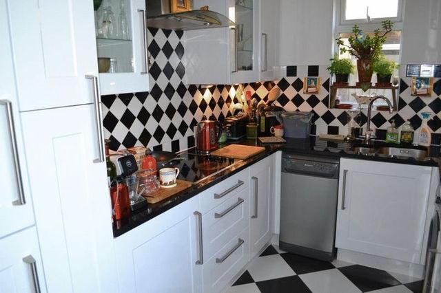  Image of 3 bedroom Detached house for sale in Shipbourne Road Tonbridge TN10 at Shipbourne Road  Tonbridge, TN10 3EU