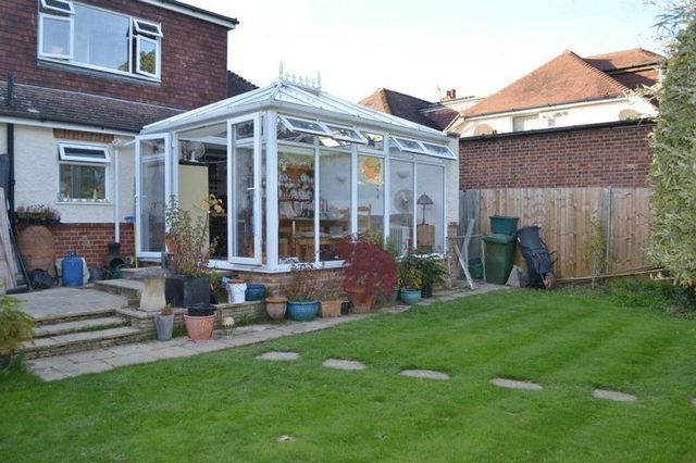  Image of 3 bedroom Detached house for sale in Shipbourne Road Tonbridge TN10 at Shipbourne Road  Tonbridge, TN10 3EU
