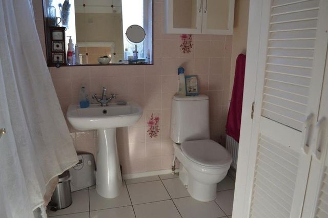  Image of 3 bedroom Detached house for sale in Shipbourne Road Tonbridge TN10 at Shipbourne Road  Tonbridge, TN10 3EU