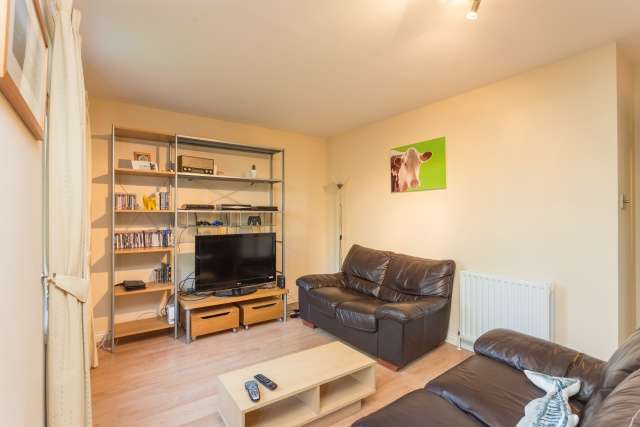  Image of 2 bedroom Flat for sale in Northcote Street Edinburgh EH11 at Edinburgh, EH11 2HL