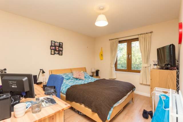  Image of 2 bedroom Flat for sale in Northcote Street Edinburgh EH11 at Edinburgh, EH11 2HL