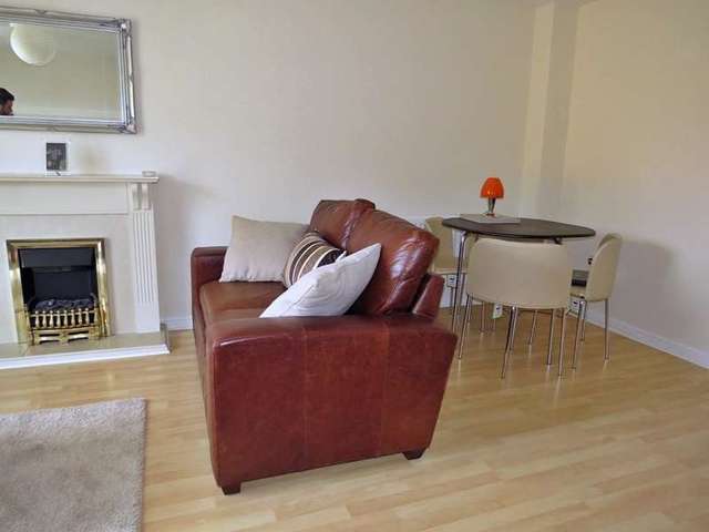  Image of 2 bedroom Property to rent in Oakham Mews Leeds LS9 at Leeds LS9 Leeds, LS9 9AN