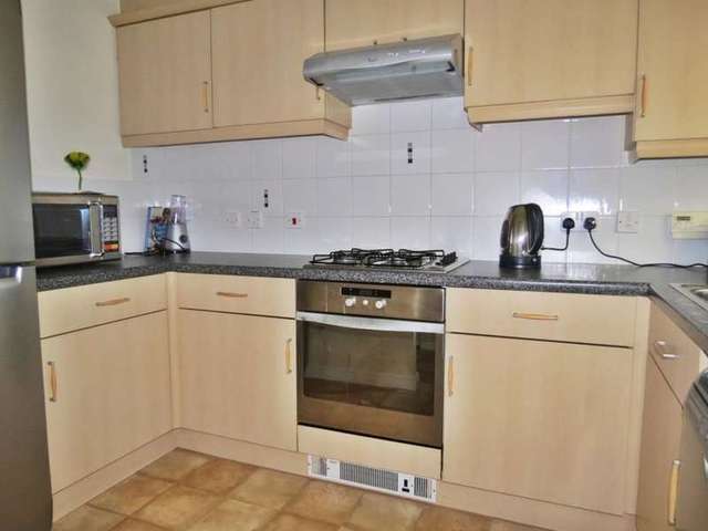  Image of 2 bedroom Property to rent in Oakham Mews Leeds LS9 at Leeds LS9 Leeds, LS9 9AN