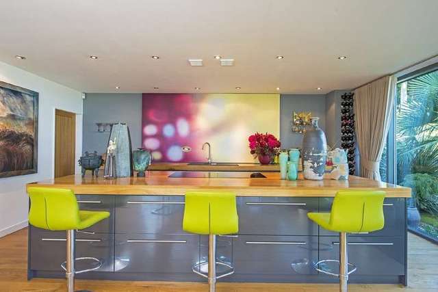  Image of 6 bedroom Detached house for sale in Old Park Road St. Lawrence Ventnor PO38 at St Lawrence Ventnor Isle Of Wight, PO38 1XR