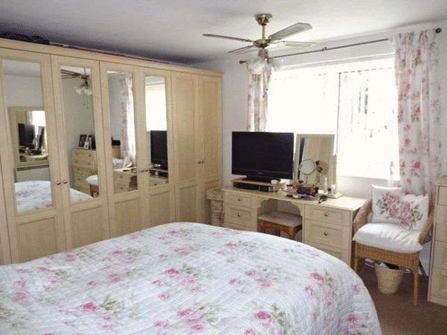  Image of 2 bedroom Flat for sale in Oldnall Road Kidderminster DY10 at Oldnall Road  Kidderminster, DY10 3HN