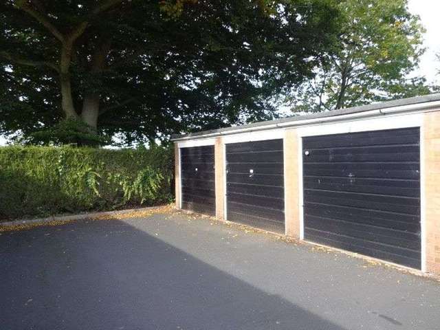  Image of 2 bedroom Flat for sale in Oldnall Road Kidderminster DY10 at Oldnall Road  Kidderminster, DY10 3HN