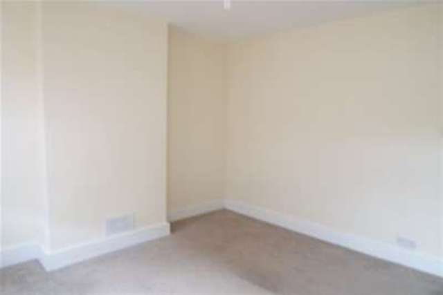  Image of 2 bedroom Terraced house to rent in Orme Road Broadwater Worthing BN11 at Worthing, BN11 4EX