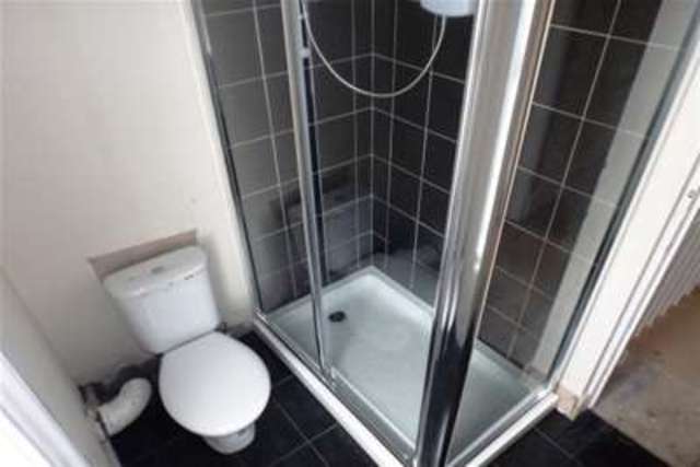  Image of 3 bedroom Flat to rent in Osmaston Road Derby DE1 at Derby, DE1 2HZ