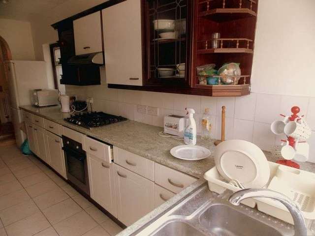  Image of 1 bedroom Property to rent in Otterfield Road West Drayton UB7 at Otterfield Road  West Drayton, UB7 8PE