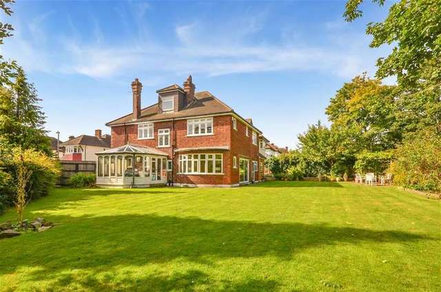  Image of 6 bedroom Detached house for sale in Park Avenue Woodford Green IG8 at Woodford Green Essex Woodford Green, IG8 0EU