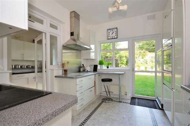  Image of 6 bedroom Detached house for sale in Park Avenue Woodford Green IG8 at Woodford Green Essex Woodford Green, IG8 0EU
