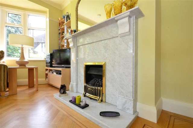  Image of 6 bedroom Detached house for sale in Park Avenue Woodford Green IG8 at Woodford Green Essex Woodford Green, IG8 0EU