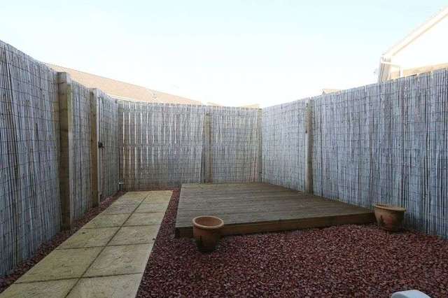  Image of 2 bedroom Terraced house for sale in Pasture View Kingswood Hull HU7 at Pasture View Kingswood Hull, HU7 3AH