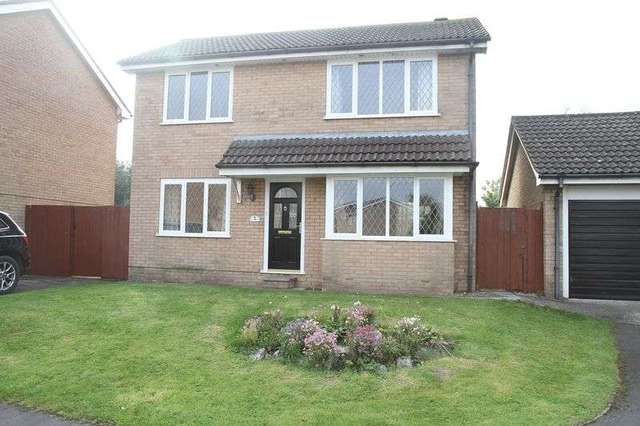  Image of 3 bedroom Detached house to rent in Patch Croft Clevedon BS21 at Patch Croft  Clevedon, BS21 5HT