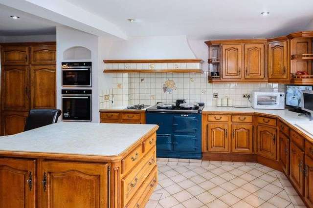  Image of 4 bedroom Detached house for sale in Perton Road Perton Wolverhampton WV6 at Perton Road  Wolverhampton, WV6 8DN