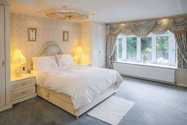  Image of 4 bedroom Detached house for sale in Perton Road Perton Wolverhampton WV6 at Perton Road  Wolverhampton, WV6 8DN