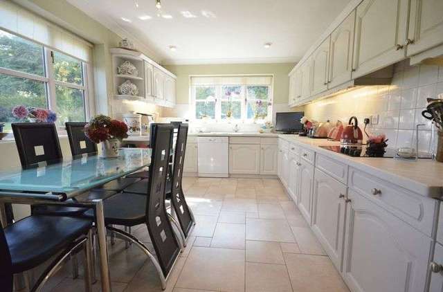  Image of 4 bedroom Detached house for sale in Everstone Farm Barns Peterstow Ross-on-Wye HR9 at Peterstow Ross-On-Wye, HR9 6LL