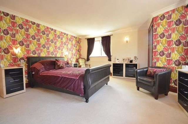  Image of 4 bedroom Detached house for sale in Everstone Farm Barns Peterstow Ross-on-Wye HR9 at Peterstow Ross-On-Wye, HR9 6LL