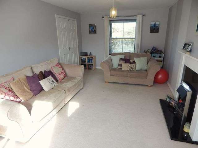  Image of 5 bedroom Detached house for sale in Poseidon Close Swindon SN25 at Poseidon Close Oakhurst Swindon, SN25 2LY