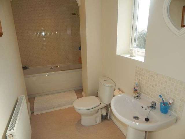  Image of 5 bedroom Detached house for sale in Poseidon Close Swindon SN25 at Poseidon Close Oakhurst Swindon, SN25 2LY
