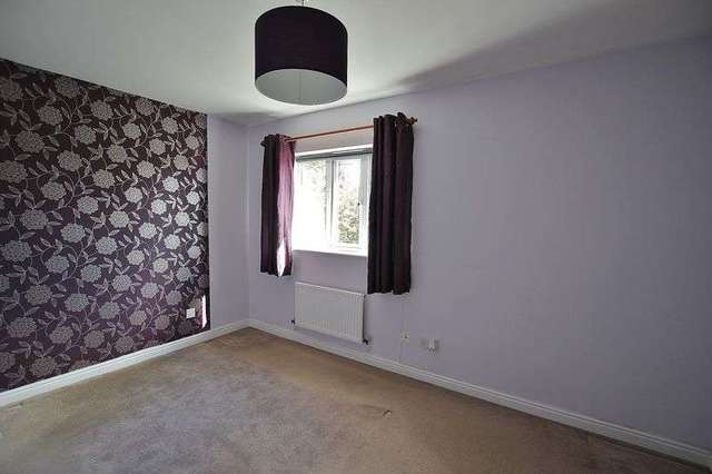  Image of 2 bedroom Semi-Detached house to rent in Rainswood Close Kingswood Hull HU7 at Rainswood Close Kingswood Hull, HU7 3EW