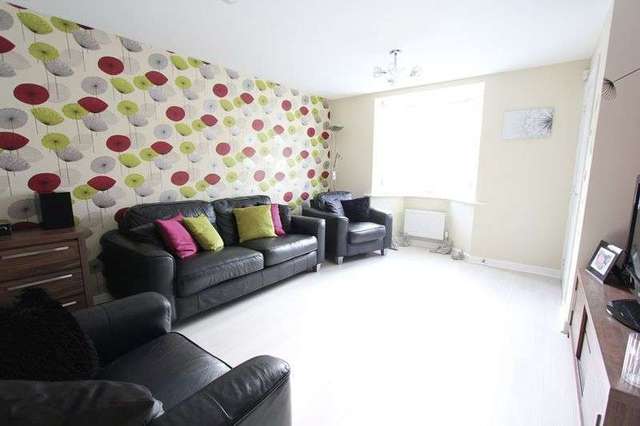  Image of 3 bedroom Terraced house for sale in Ravensbury Park Kingswood Hull HU7 at Ravensbury Park Kingswood Hull, HU7 3FR