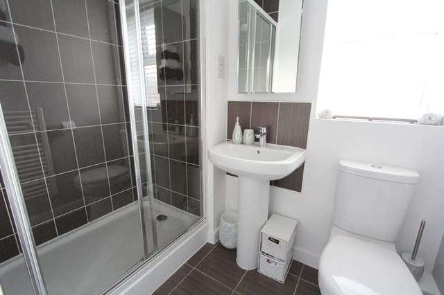  Image of 3 bedroom Terraced house for sale in Ravensbury Park Kingswood Hull HU7 at Ravensbury Park Kingswood Hull, HU7 3FR