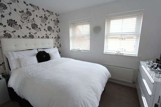  Image of 3 bedroom Terraced house for sale in Ravensbury Park Kingswood Hull HU7 at Ravensbury Park Kingswood Hull, HU7 3FR
