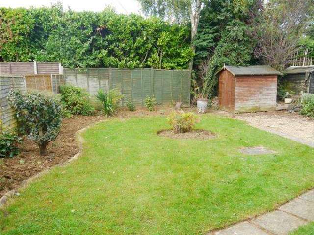  Image of 3 bedroom Detached house for sale in Reedings Road Barrowby Grantham NG32 at Barrowby, NG32 1AU
